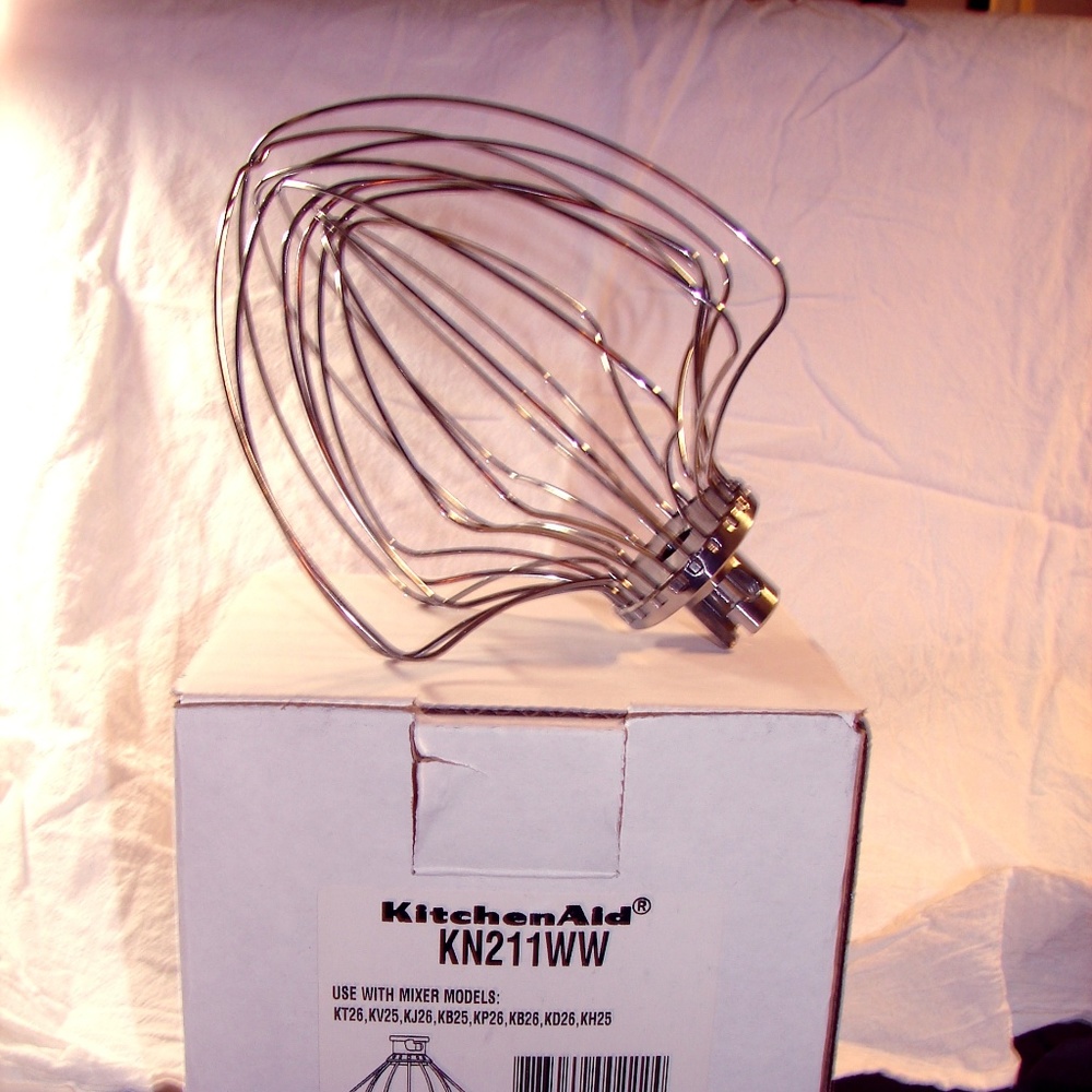 KITCHENAID MIXER WIRE WHISK ATTACHMENT NIB KN211WW
